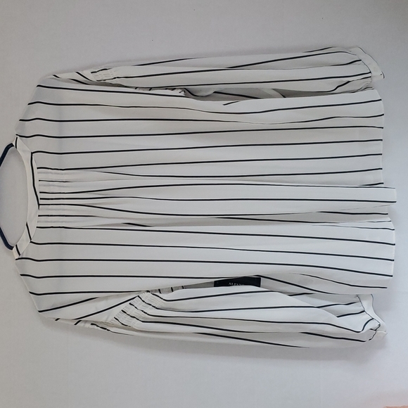 Alfani long sleeve striped blouse size small - Picture 6 of 11